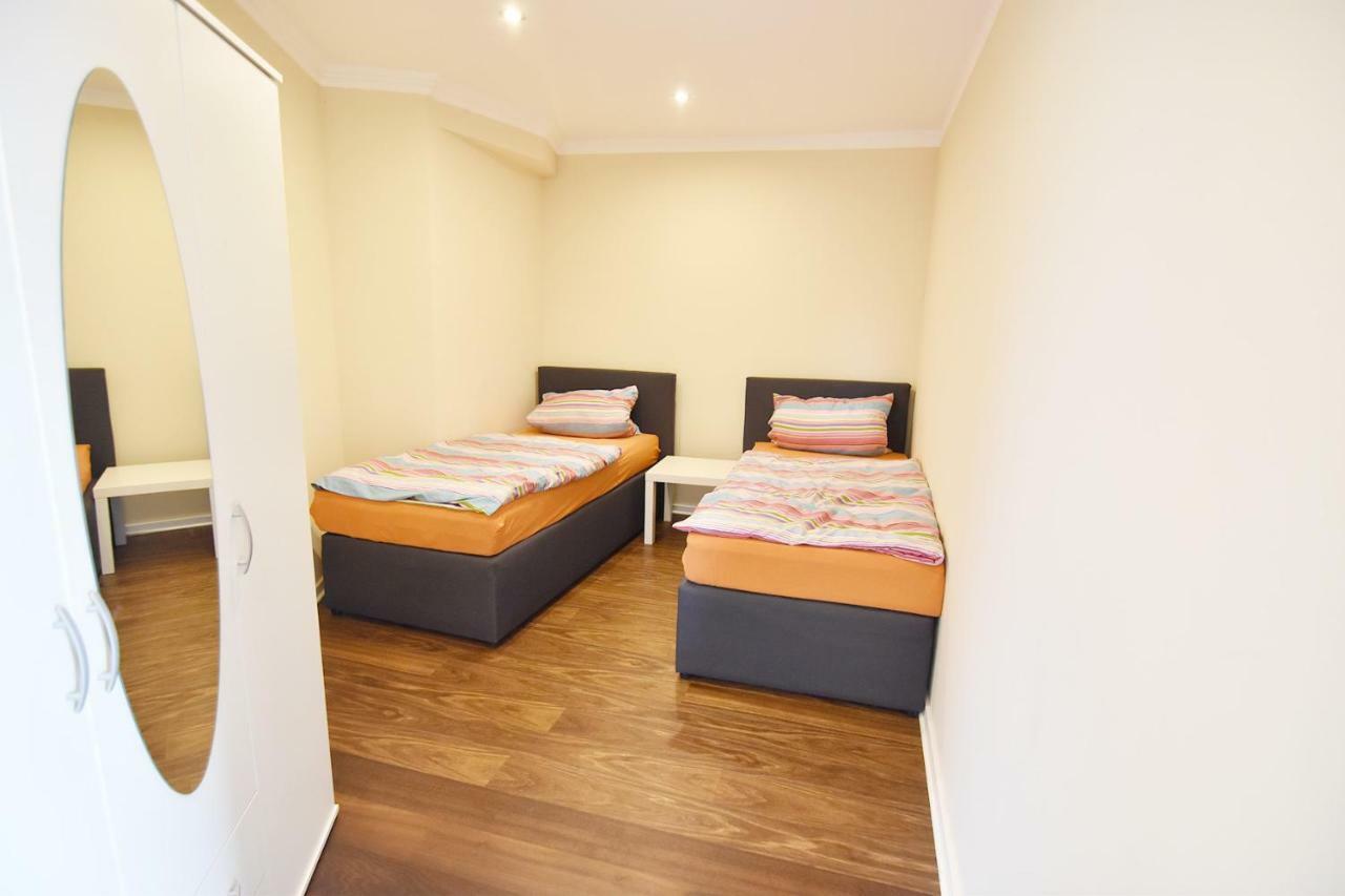 Apartment Penthouse Mit Rundumterrasse