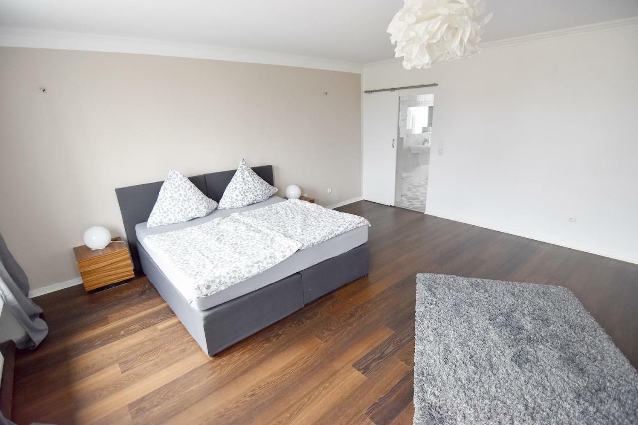 Apartment Penthouse Mit Rundumterrasse